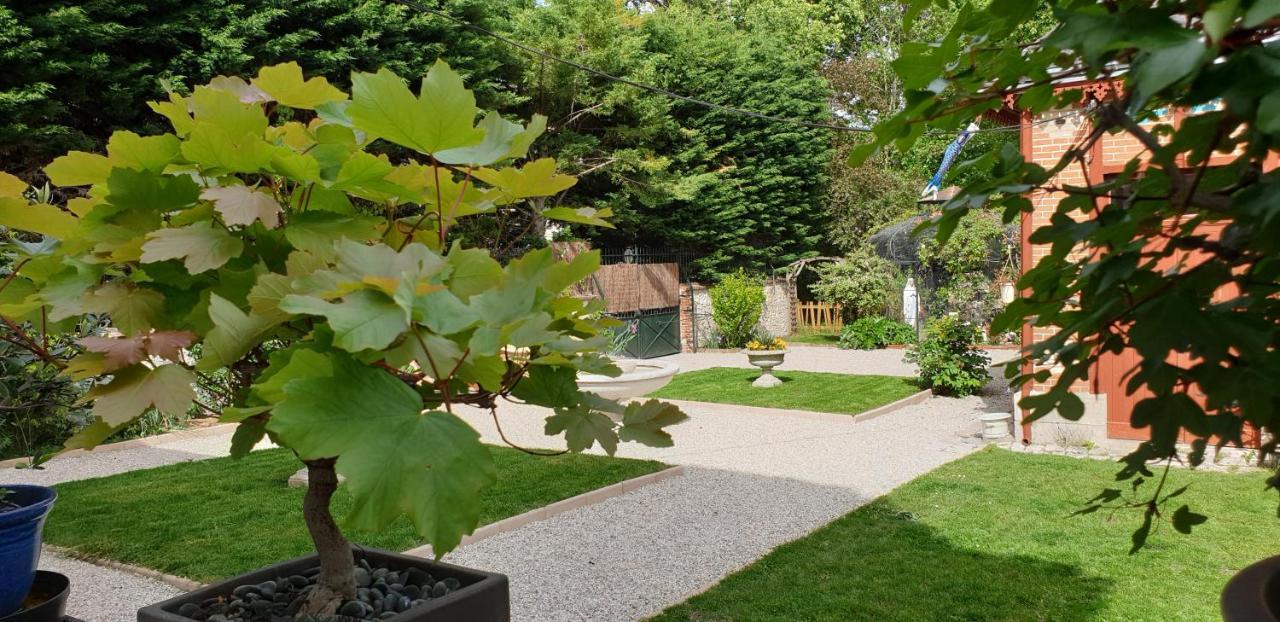 La Maison Leonard Blere Eksteriør bilde